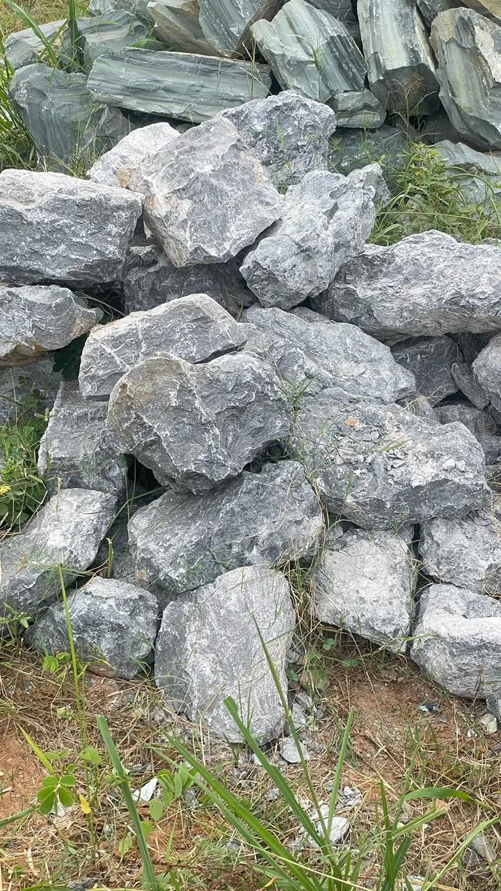 gray rockery boulders