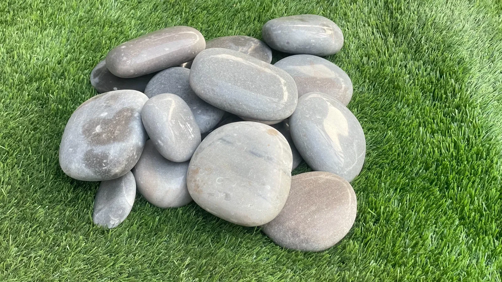Pebble & River Stones stone and rock pebbles kerala (34)
