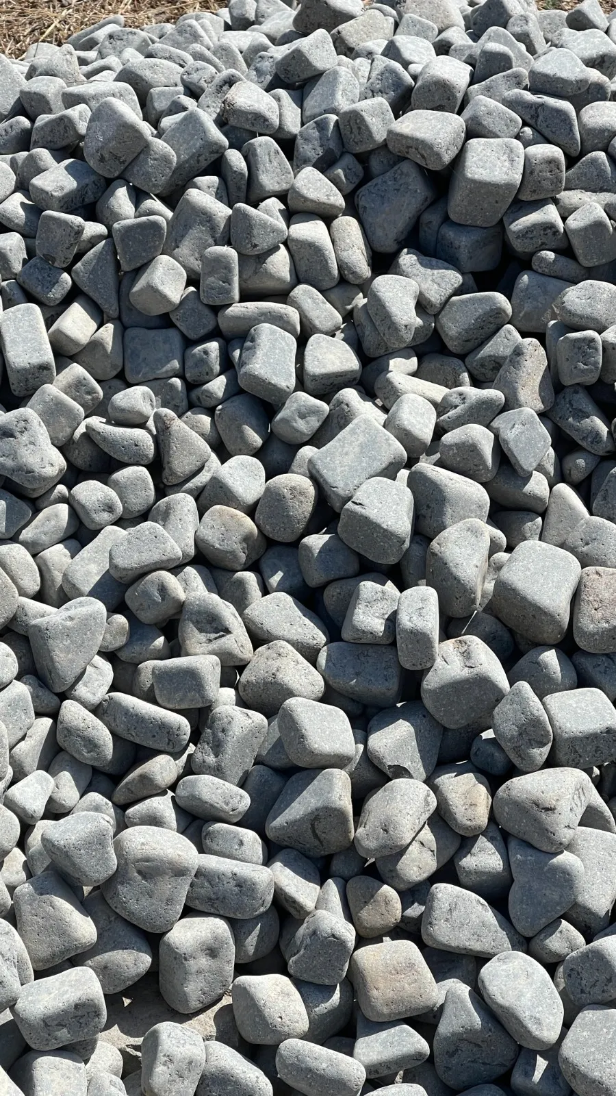 Pebble & River Stones stone and rock pebbles kerala (49)