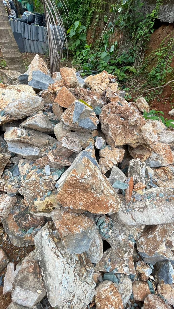 Natural Landscape Boulder Highly porous volcanic-style stone for landscaping